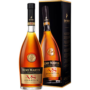 Коньяк REMY MARTIN VS 0.7л